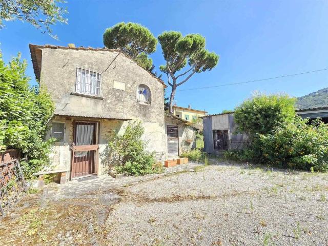 Villa in vendita a Pietrasanta LU