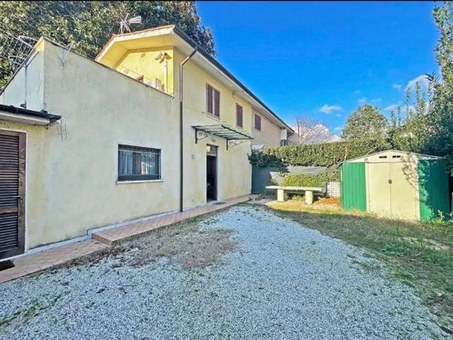 Villa in vendita a Pietrasanta LU