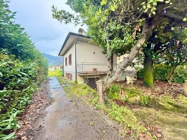 Villa in vendita a Pietrasanta LU