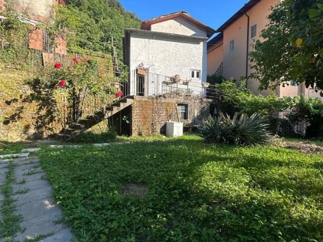 Villa in vendita a Pietrasanta LU