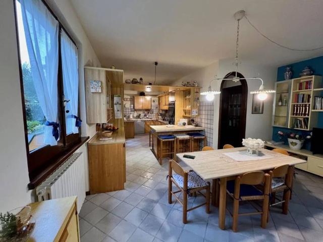 Villa in vendita a Pietrasanta LU