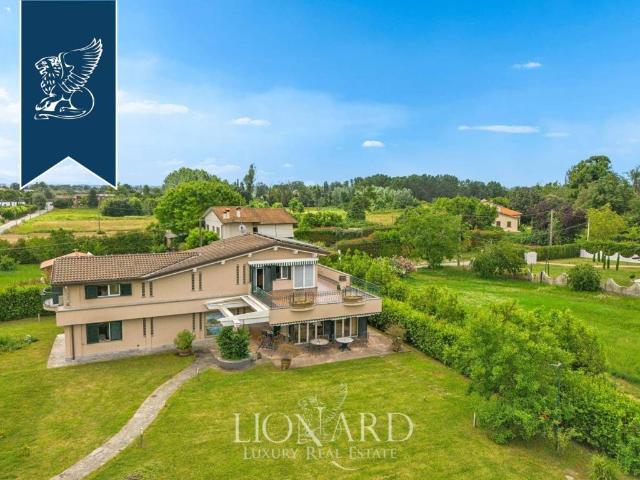 Villa in vendita a Pietrasanta LU