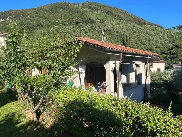 Villa in vendita a Pietrasanta LU