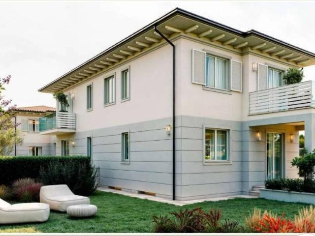 Villa in vendita a Pietrasanta LU