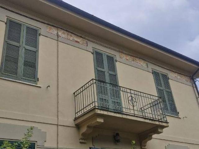 Villa in vendita a Pietrasanta LU