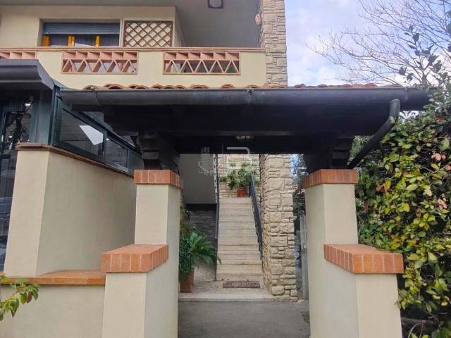 Villa in vendita a Pietrasanta LU