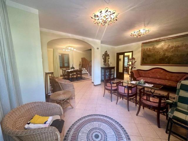 Villa in vendita a Pietrasanta LU