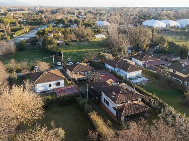 Villa in vendita a Pietrasanta LU