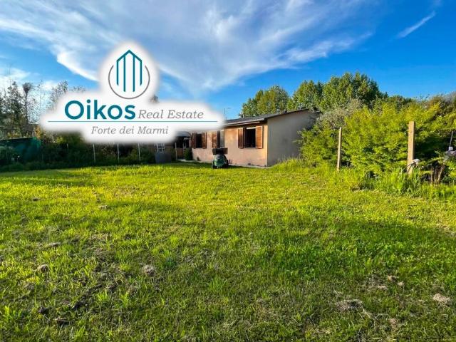 Villa in vendita a Pietrasanta LU