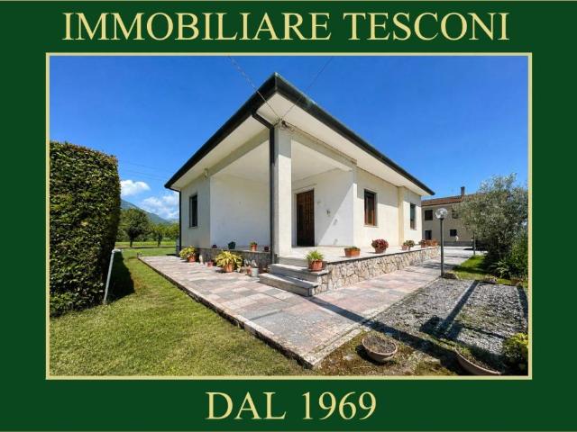 Villa in vendita a Pietrasanta LU