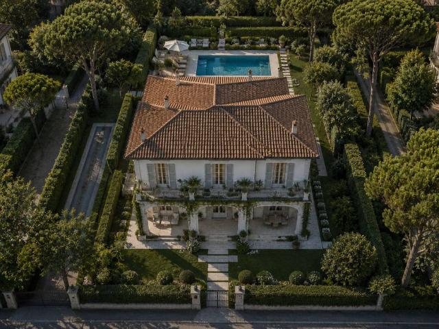 Villa in vendita a Pietrasanta LU