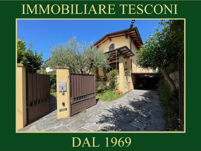 Villa in vendita a Pietrasanta LU