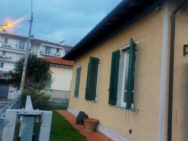Villa in vendita a Pietrasanta LU