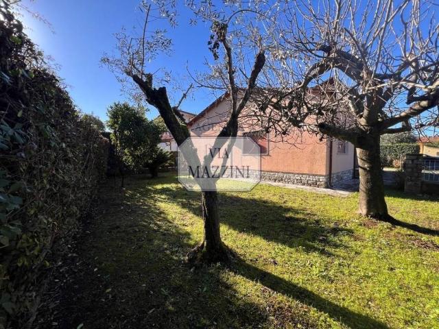 Villa in vendita a Pietrasanta LU