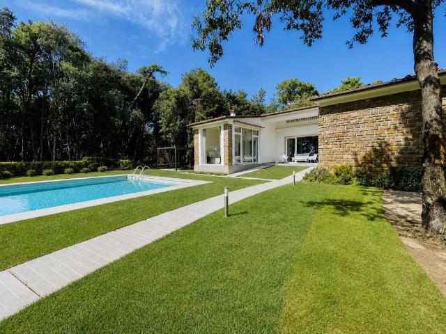 Villa in vendita a Pietrasanta LU