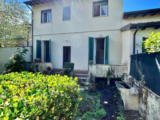 Villa in vendita a Pietrasanta LU