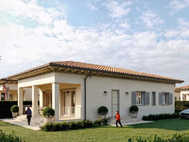 VILLA in VENDITA a PIETRASANTA PERIFERIA