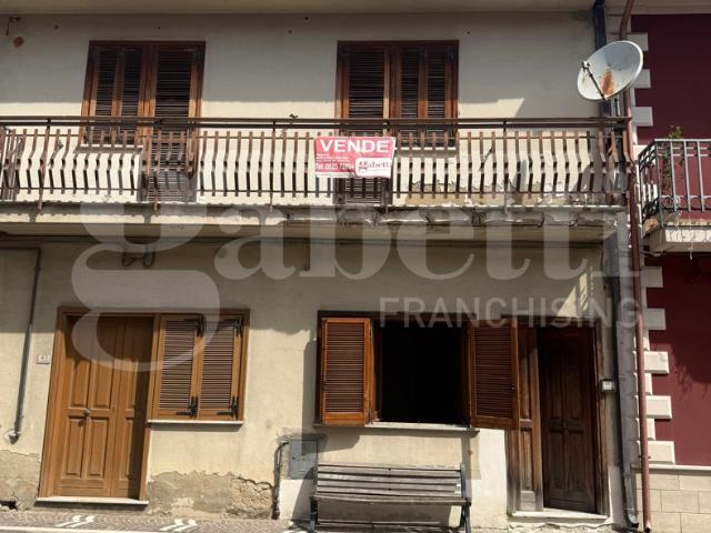 Villa in vendita a Pietrastornina