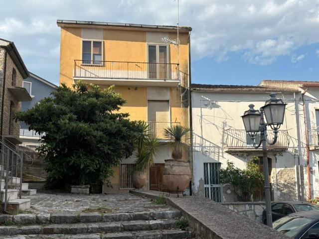 Villa in vendita a Pietrelcina BN