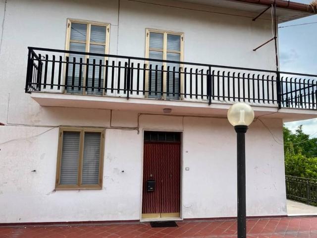 Villa in vendita a Pietrelcina BN