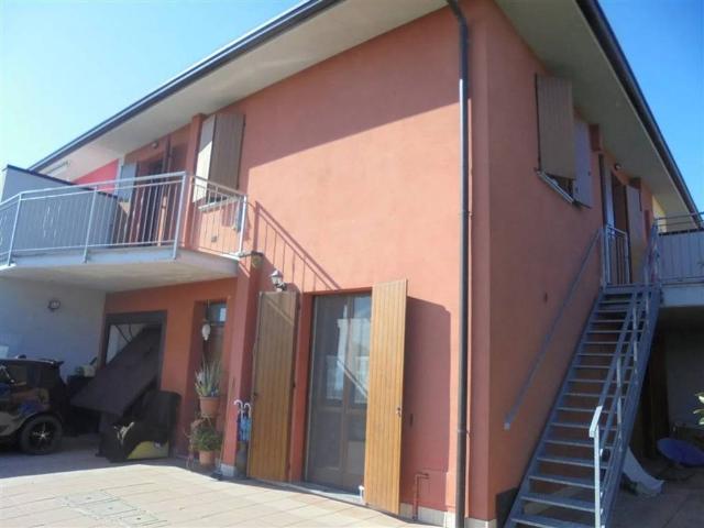 Villa in vendita a Pieve d'Olmi CR