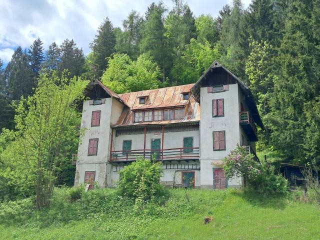 Villa in vendita a Pieve di Cadore BL