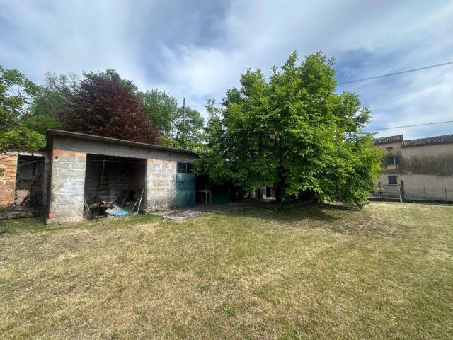 Villa in vendita a Pieve di Soligo TV