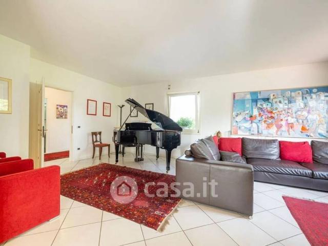 Villa in vendita a Pieve di Soligo TV