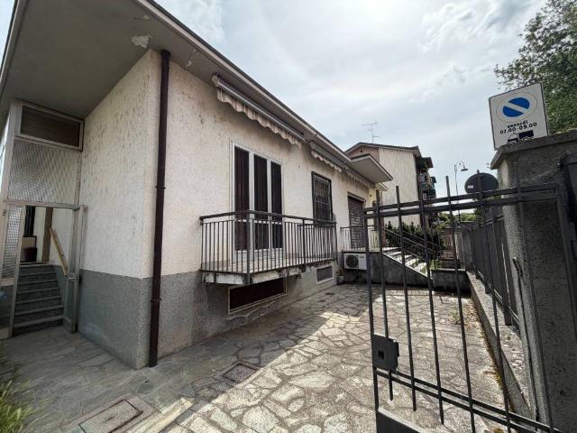 Villa in vendita a Pieve Emanuele MI
