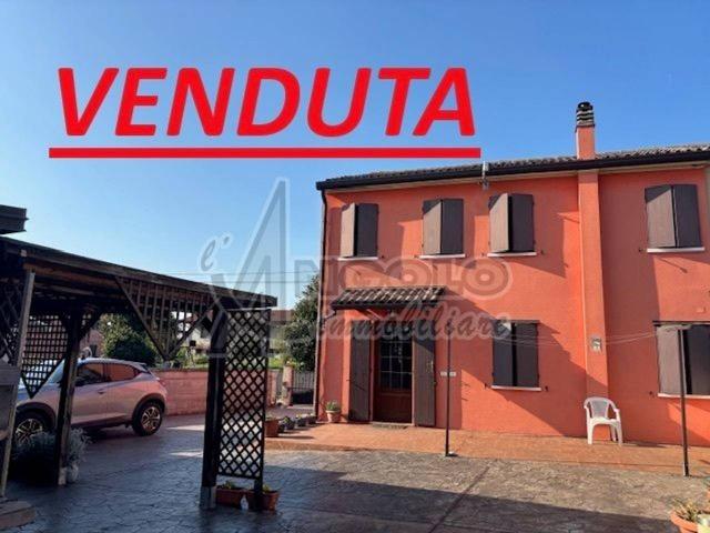 Villa in vendita a Pincara