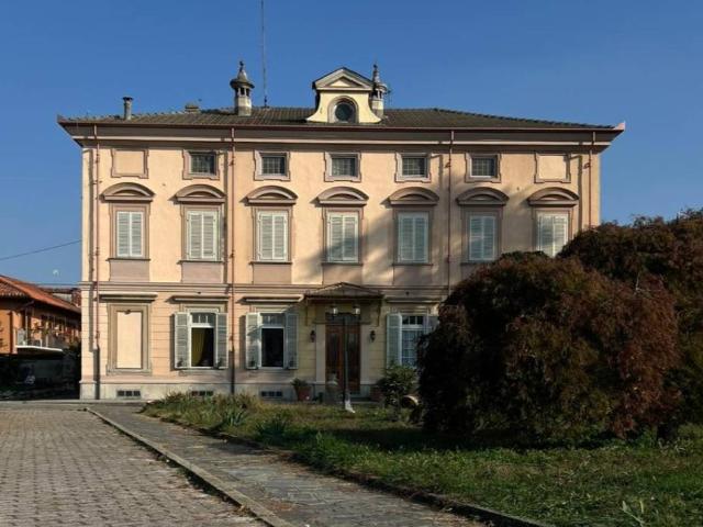 Villa in vendita a Pinerolo TO