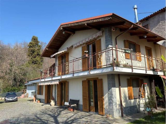 Villa in vendita a Pinerolo TO