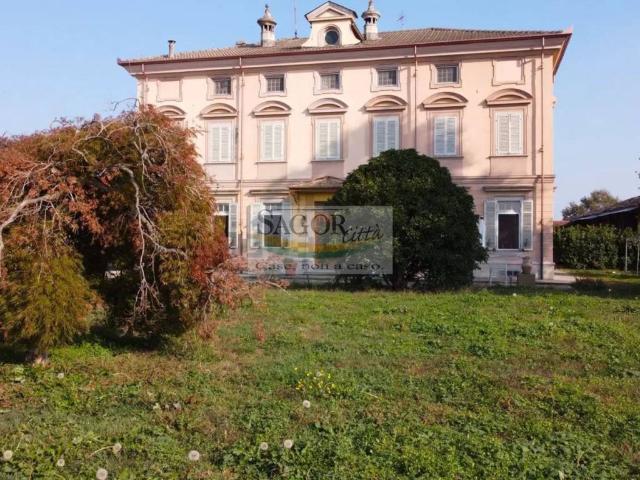 Villa in vendita a Pinerolo TO
