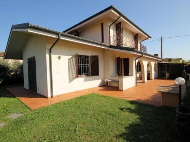 Villa in vendita a Pineta Porcari 160 mq Rif: 1291486