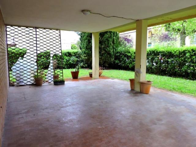 Villa in vendita a Pisa