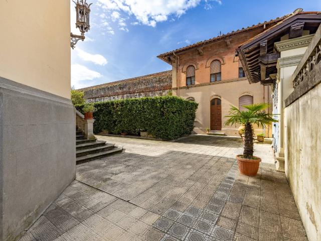 Villa in vendita a Pisa