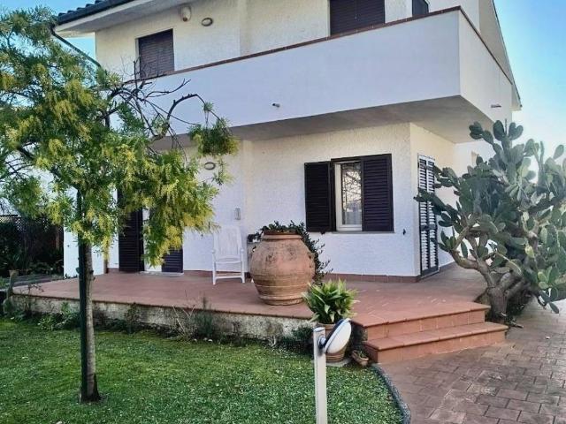 Villa in vendita a Pisa PI