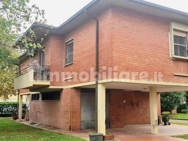 Villa in vendita a Pisa PI