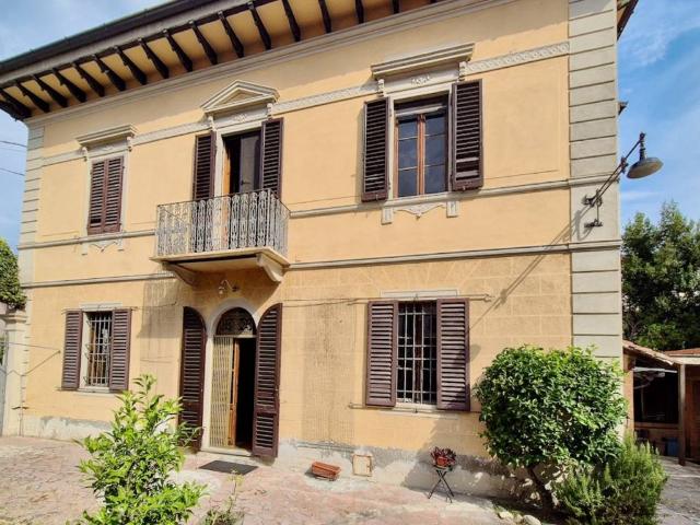 Villa in vendita a Pisa PI