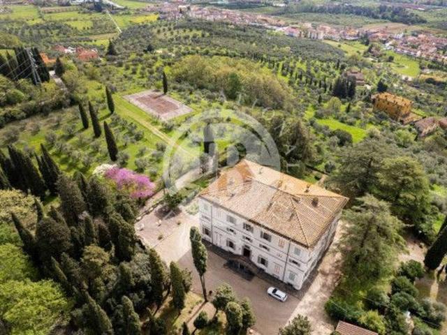 Villa in vendita a Pistoia
