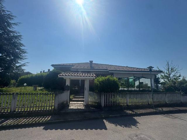 Villa in vendita a Pralormo TO
