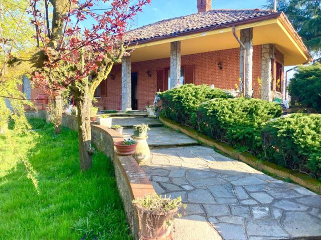 Villa in vendita a Pralormo TO