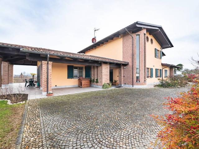 Villa in vendita a Pralormo TO