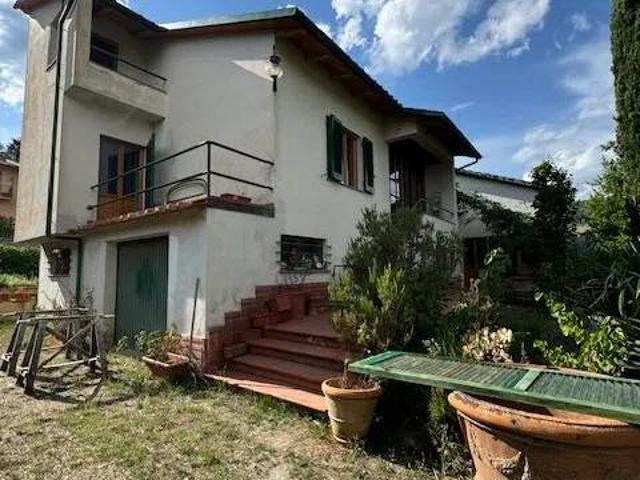 Villa in vendita a Pratovecchio e Stia AR