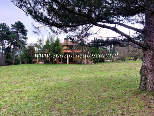 Villa in vendita a Prato