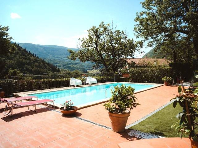 Villa in vendita a Prato