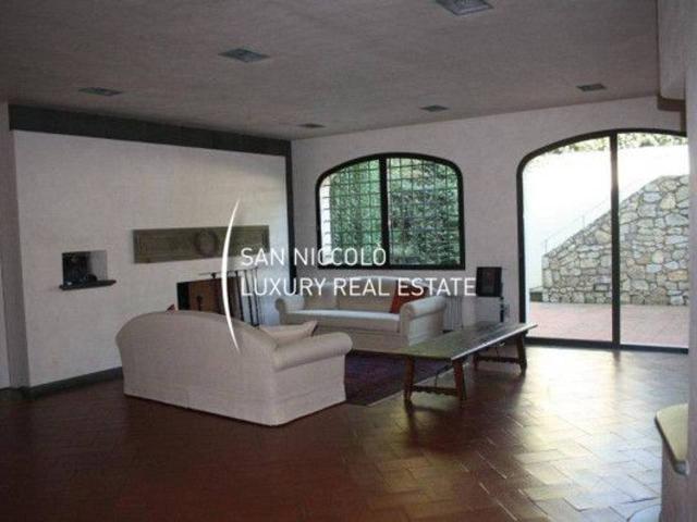 Villa in vendita a Prato