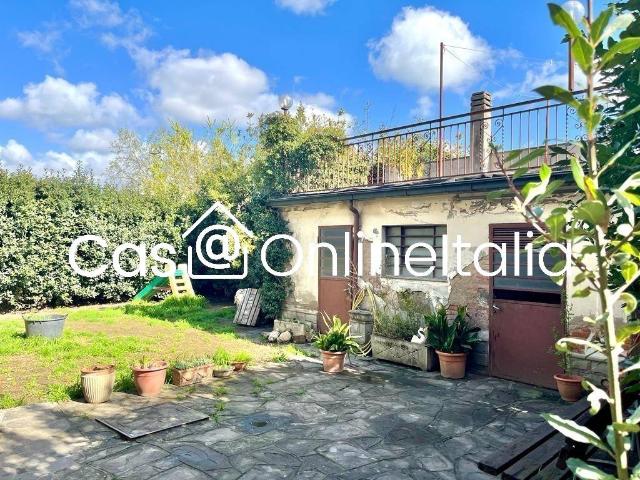 Casa indipendente in vendita a Prato PO