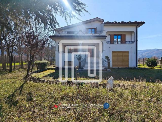 Villa in vendita a Pratola Peligna AQ
