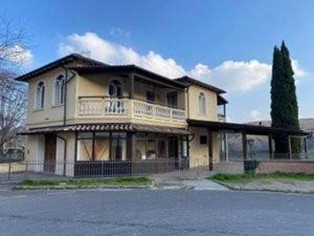Villa in vendita a Predappio FC